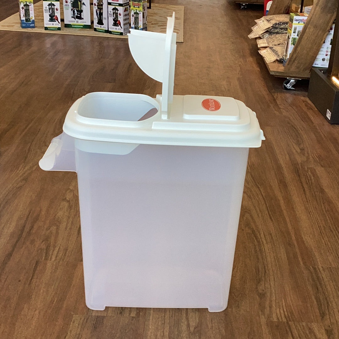 Easy Pouring: Wild Bird Food and Pet Food Dispenser