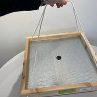 4-Way Tray Feeder