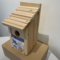 Cedar Bluebird Nesting Box